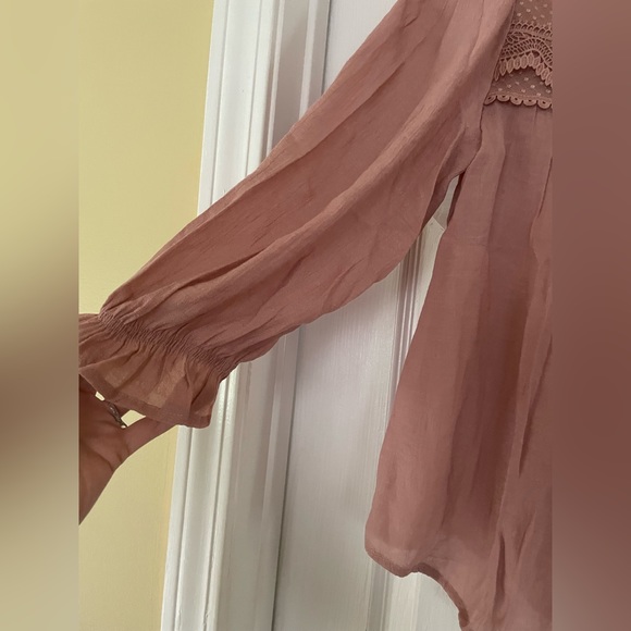 Spliced Lace Puff Sleeve Blouse - S / Mauve E&M never worn NEW - Picture 4 of 5